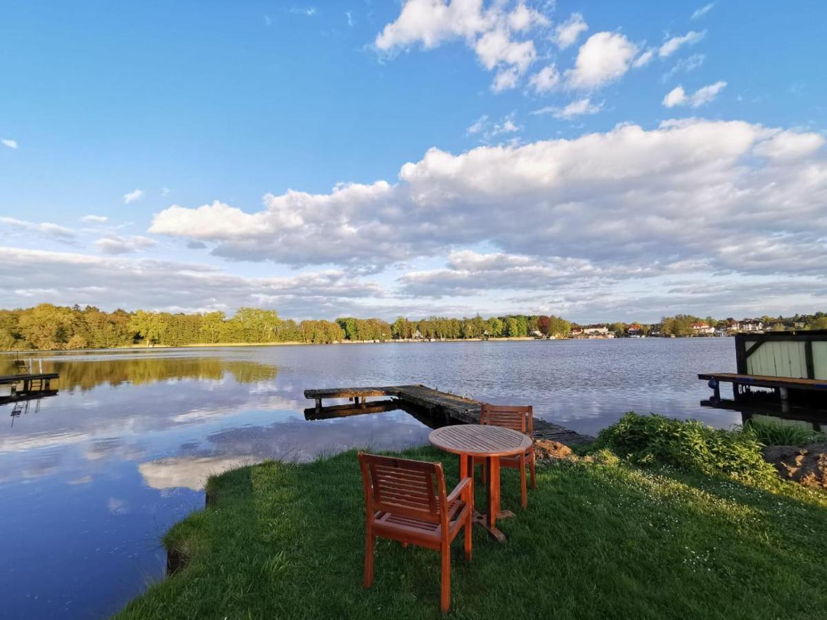 Schoene 3Zimmer Ferienwohnung Direkt Am Baalensee Fürstenberg-Havel Exteriör bild