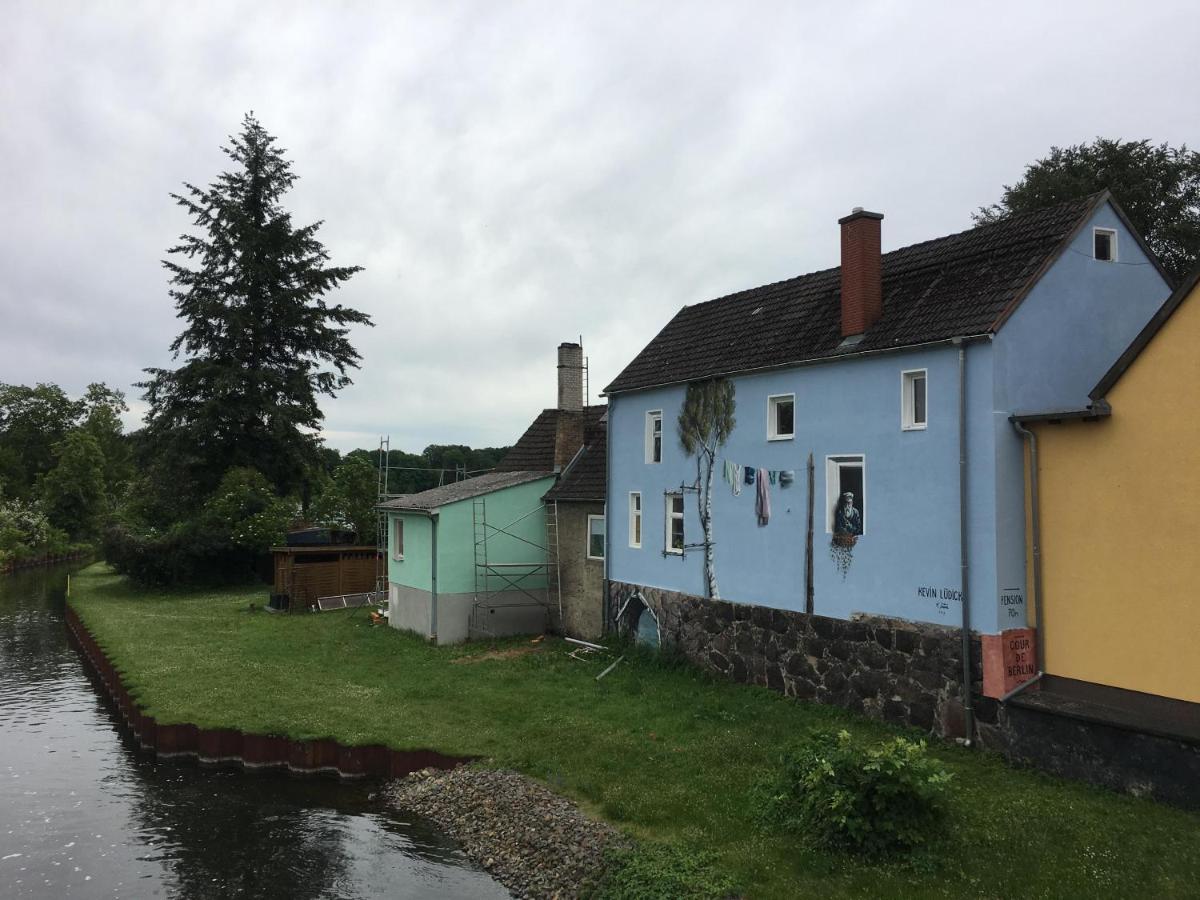 Schoene 3Zimmer Ferienwohnung Direkt Am Baalensee Fürstenberg-Havel Exteriör bild