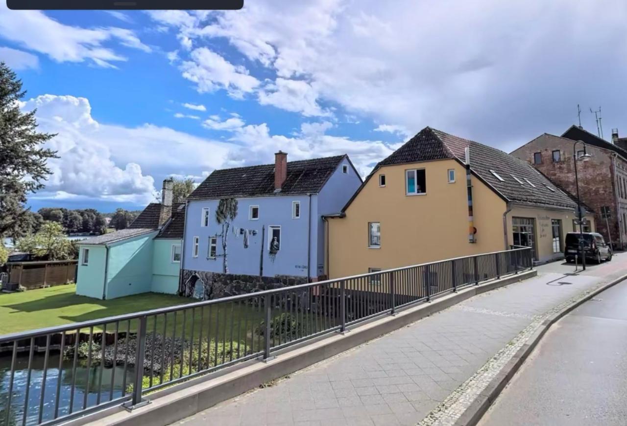 Schoene 3Zimmer Ferienwohnung Direkt Am Baalensee Fürstenberg-Havel Exteriör bild