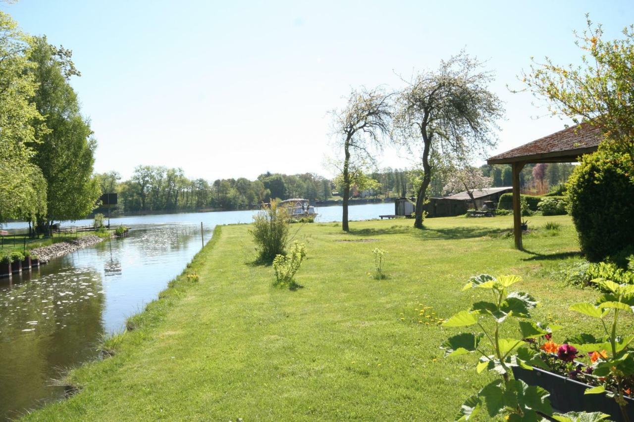 Schoene 3Zimmer Ferienwohnung Direkt Am Baalensee Fürstenberg-Havel Exteriör bild