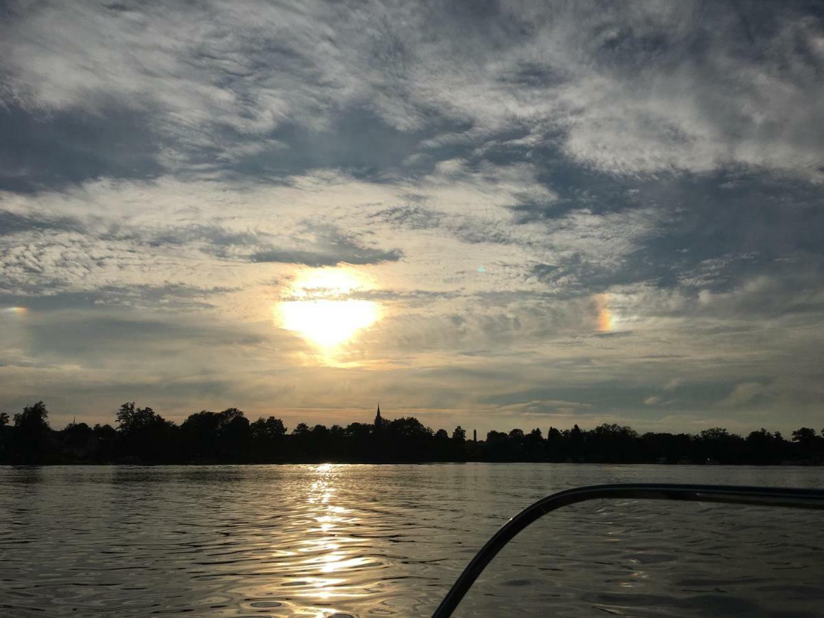 Schoene 3Zimmer Ferienwohnung Direkt Am Baalensee Fürstenberg-Havel Exteriör bild